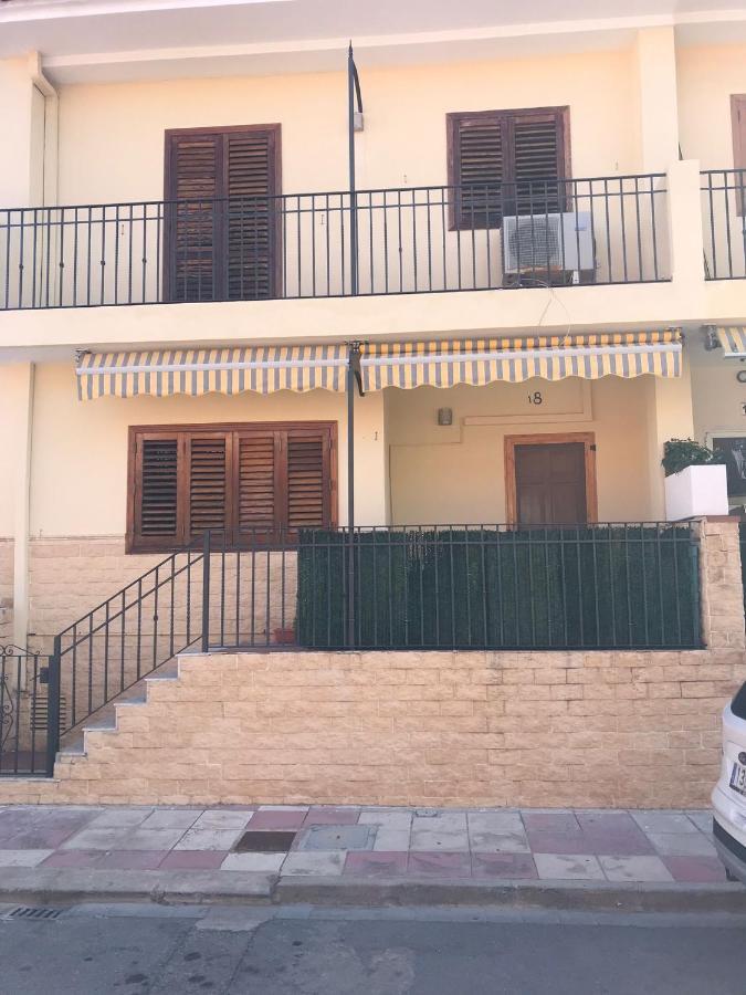 Precioso Adosado Con Parking A 100 Metros De La Playa Villa Playa de Mar Exterior photo
